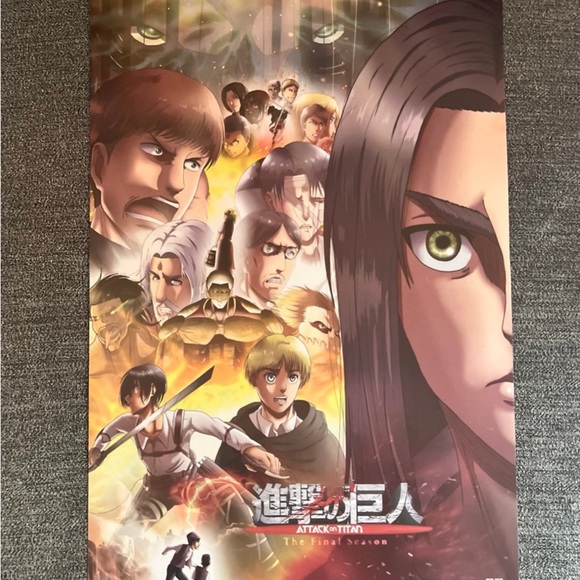 COPY - Attack on Titan Anime Bundle of 8 pcs - Picture 6 of 9